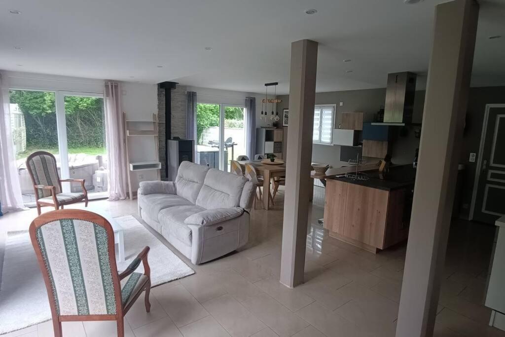 Grande Maison Entiere De 120M2 Epron Eksteriør billede